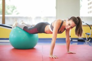 Jakie są zalety i wady treningu interwałowego HIIT?