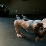 Jakie ćwiczenia pomagają w redukcji cellulitu?